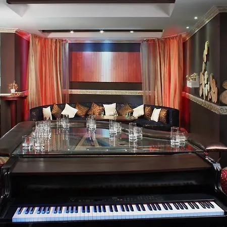 Grand Monastery Appartement