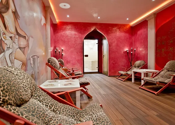 Grand Monastery Appartement